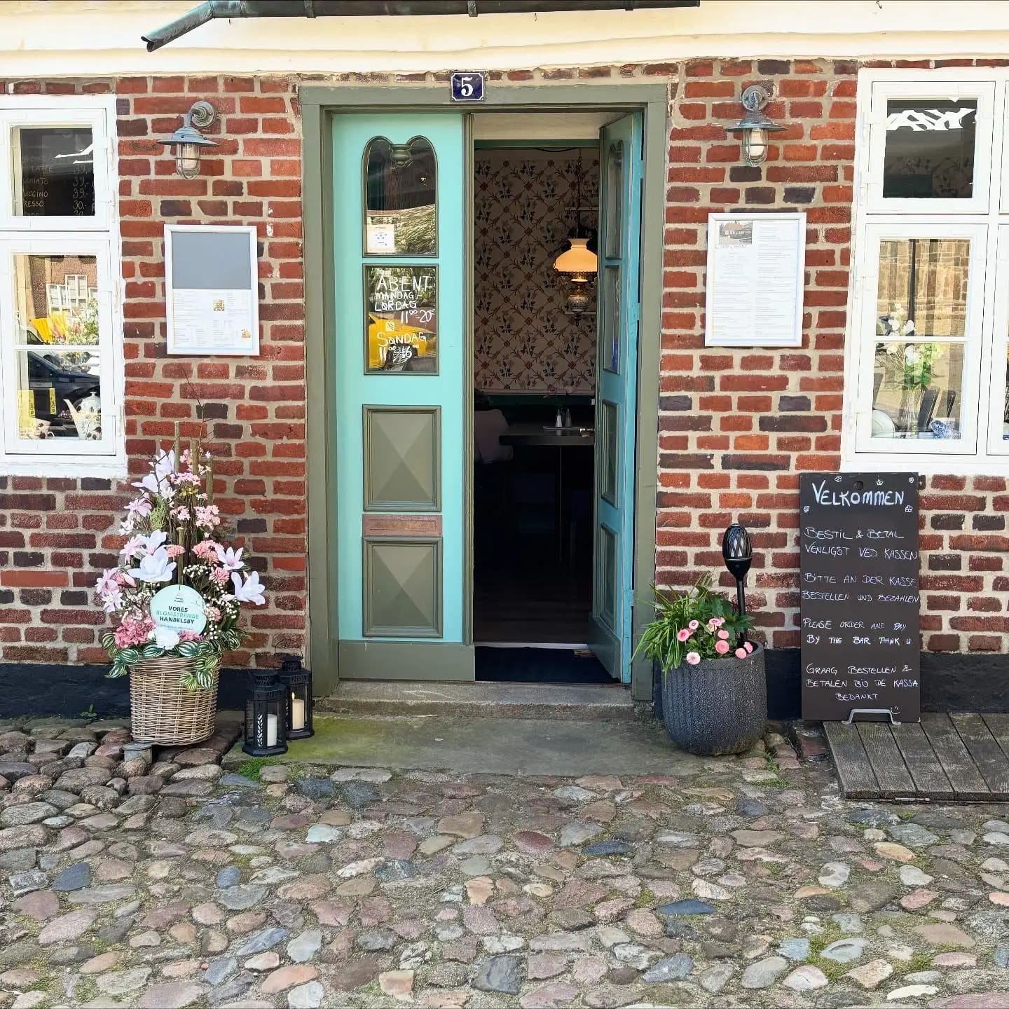 The facade of Café Silas in Sillasens Hus, Varde